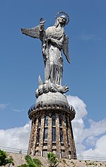 Virgen de Quito 02.jpg