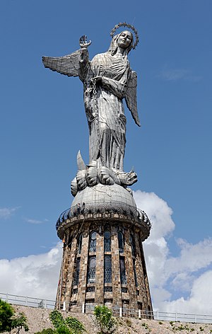 Vierge du Panecillo