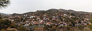 Vista de Kalopanagiotis, Chipre, 2021-12-13, DD 30.jpg