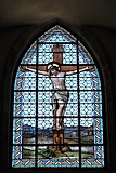 Fenster in der Kirche Saint-Cyr-et-Sainte-Julitte in Volnay