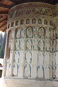 Voronet Monastery (28581203476).jpg