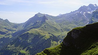 from left: Sinsgäuer Schonegg (1924 m), Chaiserstuel (2400 m), Bannalper Schonegg (Schoneggeli) (2250 m), Ruchstock (2818 m)