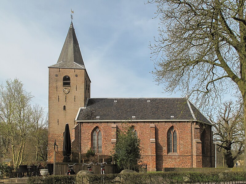 File:Westerbork, kerk foto1 2011-04-02 15.56.jpg