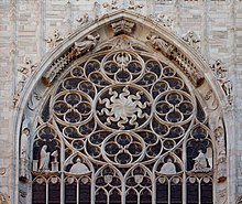 Detail of the apsidal window. Window - Duomo - Milan 2014 (5).jpg