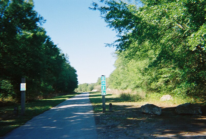 File:Withlacoochee State Trail -- South Entrance.jpg