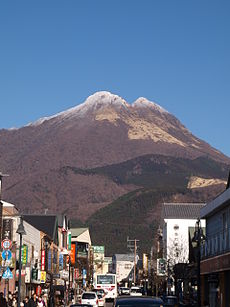 由布院温泉: 概説, 泉質, 温泉街