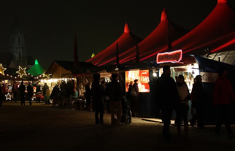 File:Zelte am Wintertollwood 2011.JPG