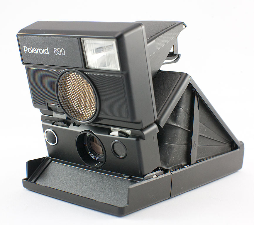 File:0574 Polaroid 690 (9122094843).jpg - Wikimedia Commons
