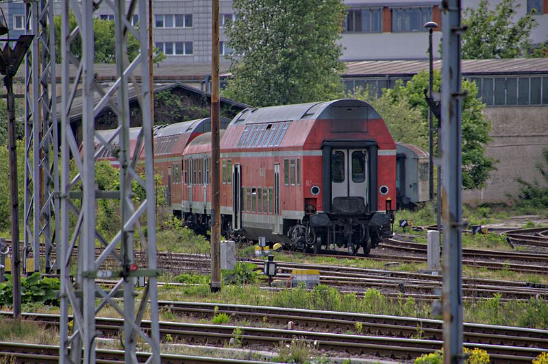 File:13-05-13-bahnhof-lichtenberg-011.jpg