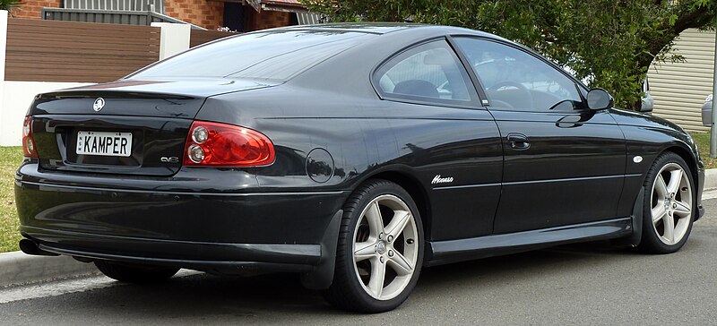 File:2001-2002 Holden Monaro (V2) CV8 coupe (2010-09-19) 02.jpg