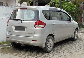 2012 Suzuki Ertiga GL 1.4 ZE81S (20200321) 02.jpg