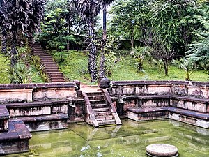 Bassäng i Polonnaruwa