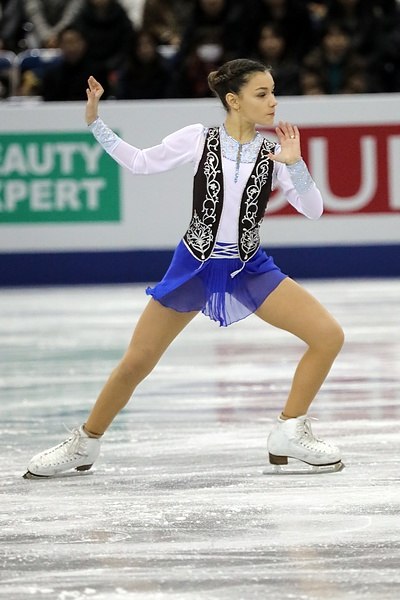 Samodurova at the 2017–18 JGP Final.