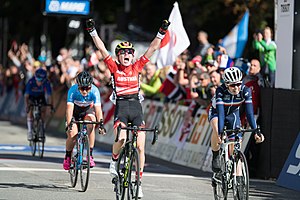 20180927 Szosowe Mistrzostwa Świata UCI w Innsbrucku Juniorów - Wyścig uliczny kobiet Laura Stigger 850 0234.jpg