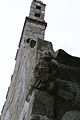 Plouguerneau : chapelle Notre-Dame du Traon, statue servant de gargouille 1