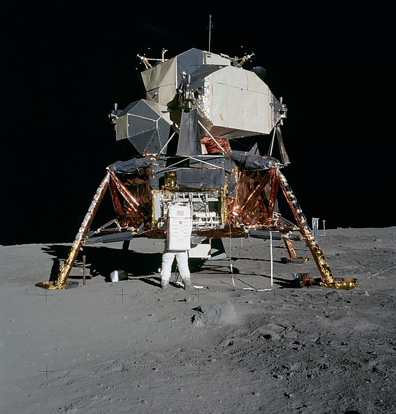 File:AS11-40-5927 - Apollo 11 - Apollo 11 Mission image - Astronaut Edwin Aldrin unpacks experiments from the Lunar Module - NARA - 16685213.jpg