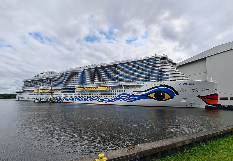 File:Aida Cosma at Meyer Werft in Papenburg.jpg