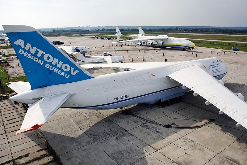 File:Antonov An-124-100M Ruslan, Antonov Design Bureau AN2177099.jpg