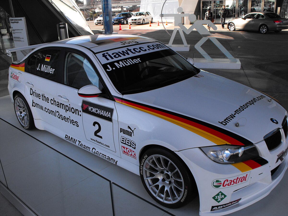 Р‘РњР’ Coupe 2011 DTM