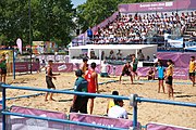 Deutsch: Beachhandball bei den Olympischen Jugendspielen 2018; Tag 3, 9. Oktober 2018; Jungs, Vorrunde, Gruppe A - Ungarn-Thailand 2:1 English: Beach handball at the 2018 Summer Youth Olympics at 9 October 2018 – Girls Preliminary Round Group A‎ – Hungary-Thailand 2:1