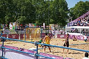 Deutsch: Beachhandball bei den Olympischen Jugendspielen 2018; Tag 3, 9. Oktober 2018; Jungs, Vorrunde, Gruppe A - Ungarn-Thailand 2:1 English: Beach handball at the 2018 Summer Youth Olympics at 9 October 2018 – Girls Preliminary Round Group A‎ – Hungary-Thailand 2:1