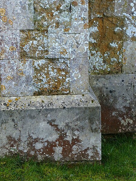 File:Bench mark, St James's church, Little Dalby - geograph.org.uk - 5273594.jpg