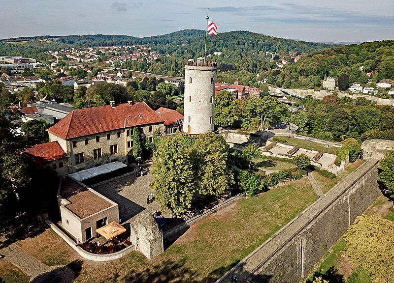 File:Bielefeld-Mitte (district) - Sparrenberg Castle - 20190906102059.jpeg