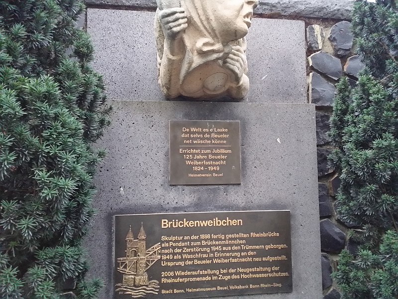 File:Brückenweibchen.jpg