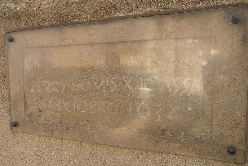 File:Bram (Aude) Inscription passage Louis XIII.jpg