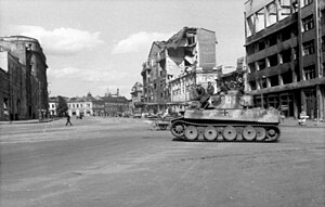 "Tigris" Harkovban a téren.  Rosa Luxembourg, 1943 nyara