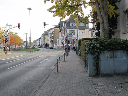 Bushaltestelle Fritz-Tarnow-Straße, 1, Dornbusch, Frankfurt am Main