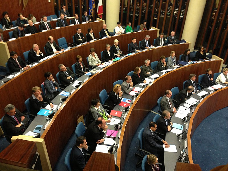 File:CD45-hemicycle 2avr2015.JPG