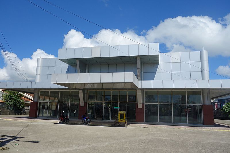 File:Calbayog City Convention Center.jpg