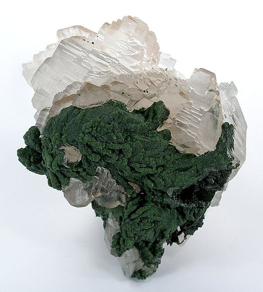 File:Calcite-Mottramite-163070.jpg