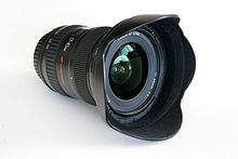 A Canon wide-angle 17-40 mm f/4 L retrofocus zoom lens Canon 17-40 f4 L lens.jpg