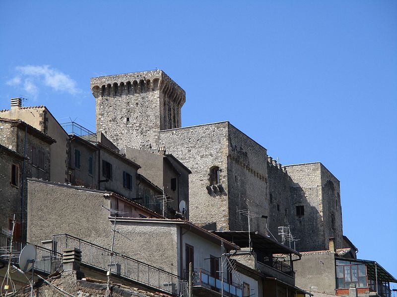 File:Castello Caetani a Trevi nel Lazio.jpg