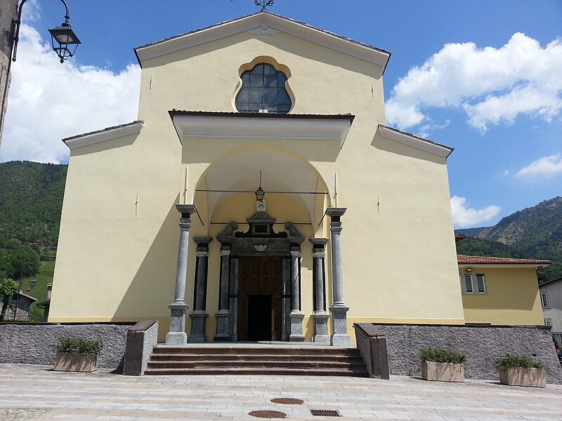File:Cerete (BG) - frazione Cerete Basso - chiesa di San Vincenzo Martire - facciata.jpg