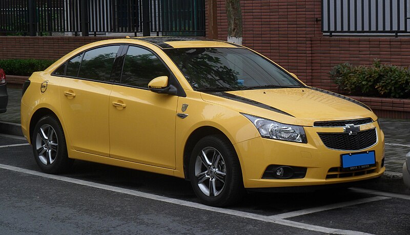 File:Chevrolet Cruze J300 sedan 01 China 2012-05-01.jpg