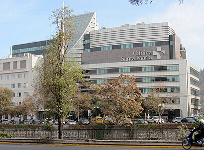 Cómo llegar a Clinica Santa María en transporte público - Sobre el lugar