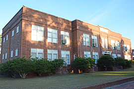 Colored Memorial School, Brunswick, Georgia, USA.jpg