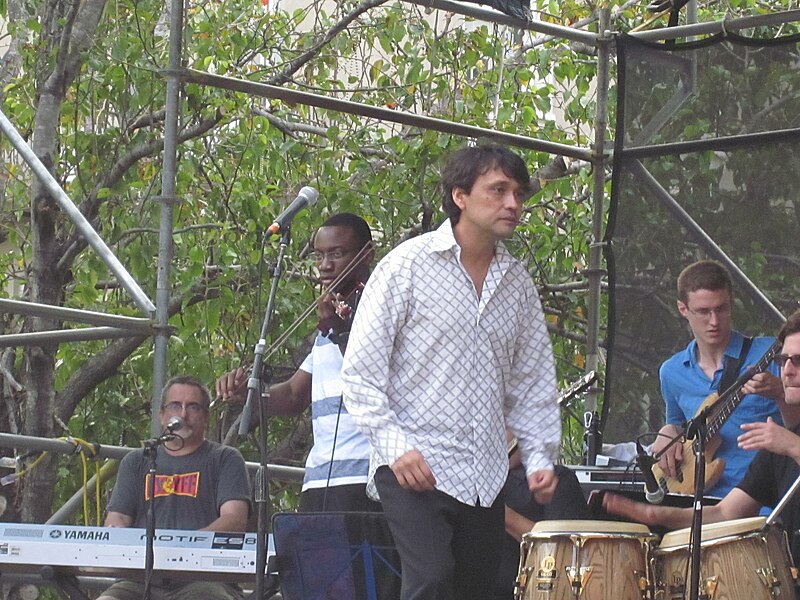 File:Congo Fiesta Latina Mint Freddy Omar 2.jpg