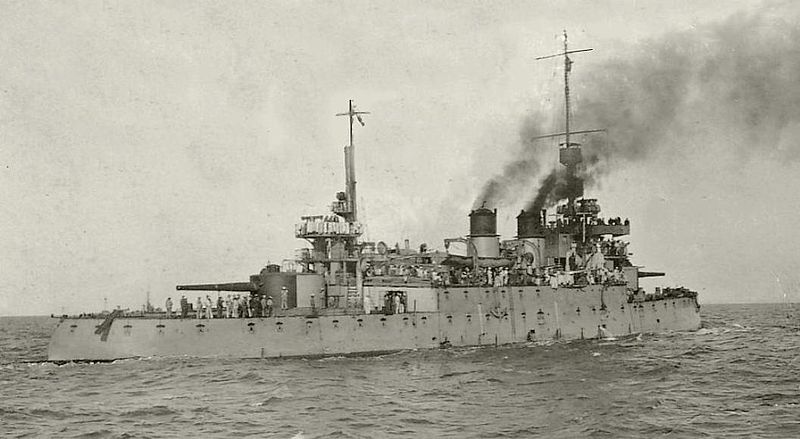 File:Cuirassé garde-côtes Requin à Port Said en 1918.JPG