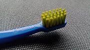 Thumbnail for File:Curaprox blue smart ultra soft toothbrush, Hillegersberg, Rotterdam (2021) 07.jpg