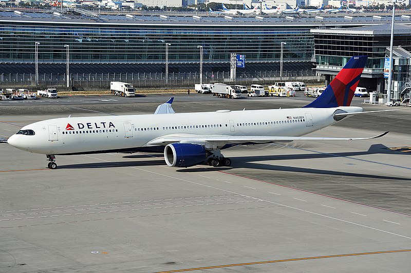 File:Delta Air Lines A330-941 N403DX - 51933972810.jpg