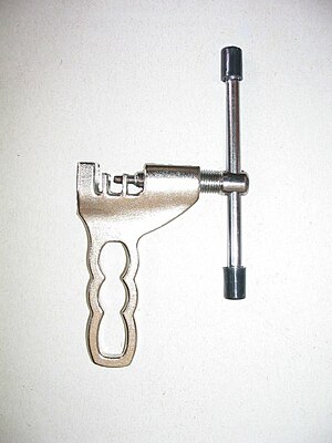 bike chain removal tool