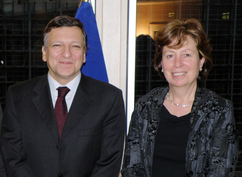 File:Diana-with-european-commission-president-jose-manuel-barroso.tif