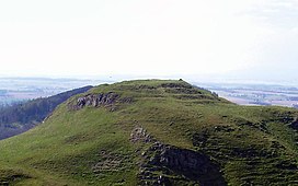 DunsinaneHill From BlackHill 12APR03.jpg