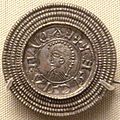 Broche en argent imitant une monnaie d'Édouard (vers 920).