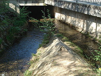 Da Eichenberger Bach (rechts) mindt in an Sailaufbach (links)