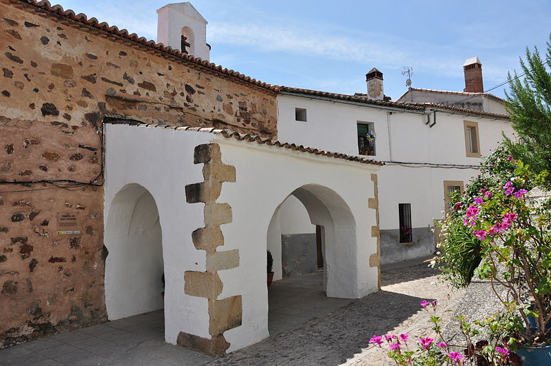 Fitxategi:Ermita de San Antonio, Cáceres.JPG